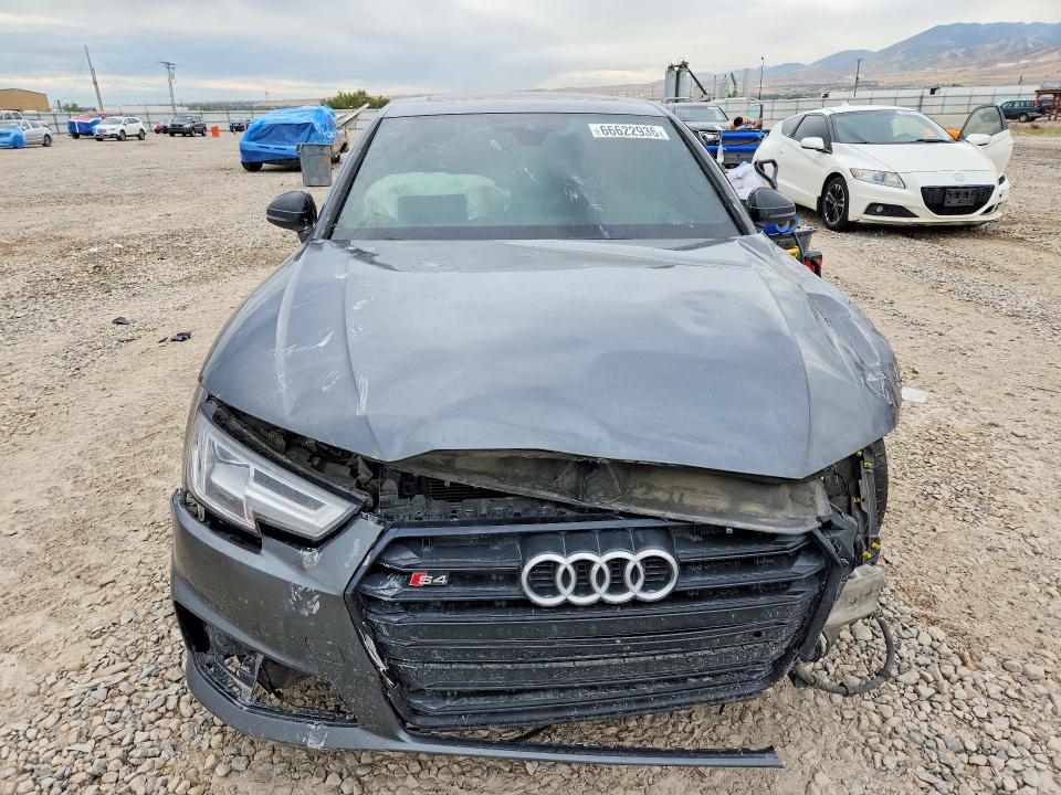 Снимка 5 от търг – 2019 AUDI S4 с VIN WAUB4AF43KA058871