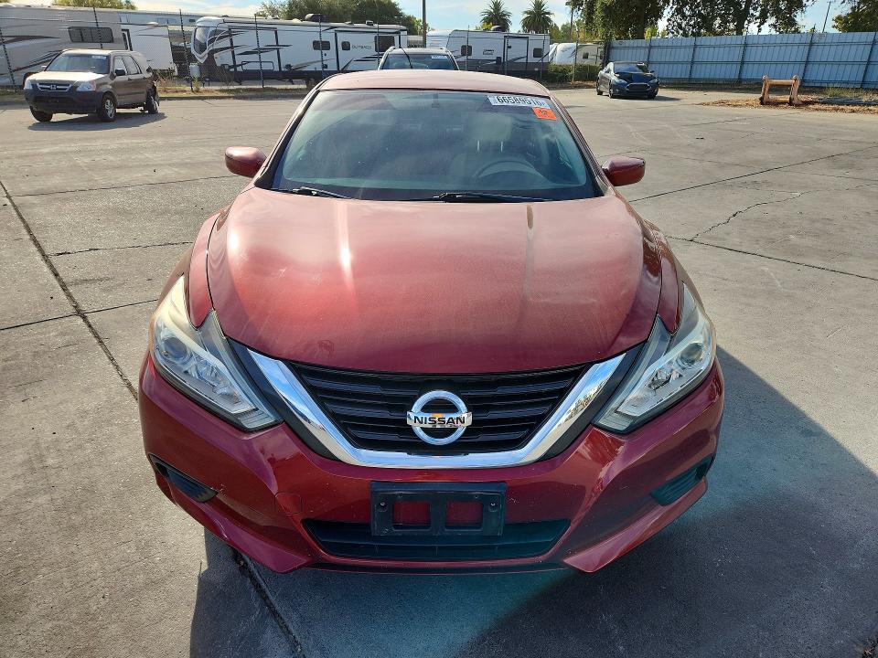 Photo 5 from auction – 2017 NISSAN ALTIMA with VIN 1N4AL3AP5HN305409
