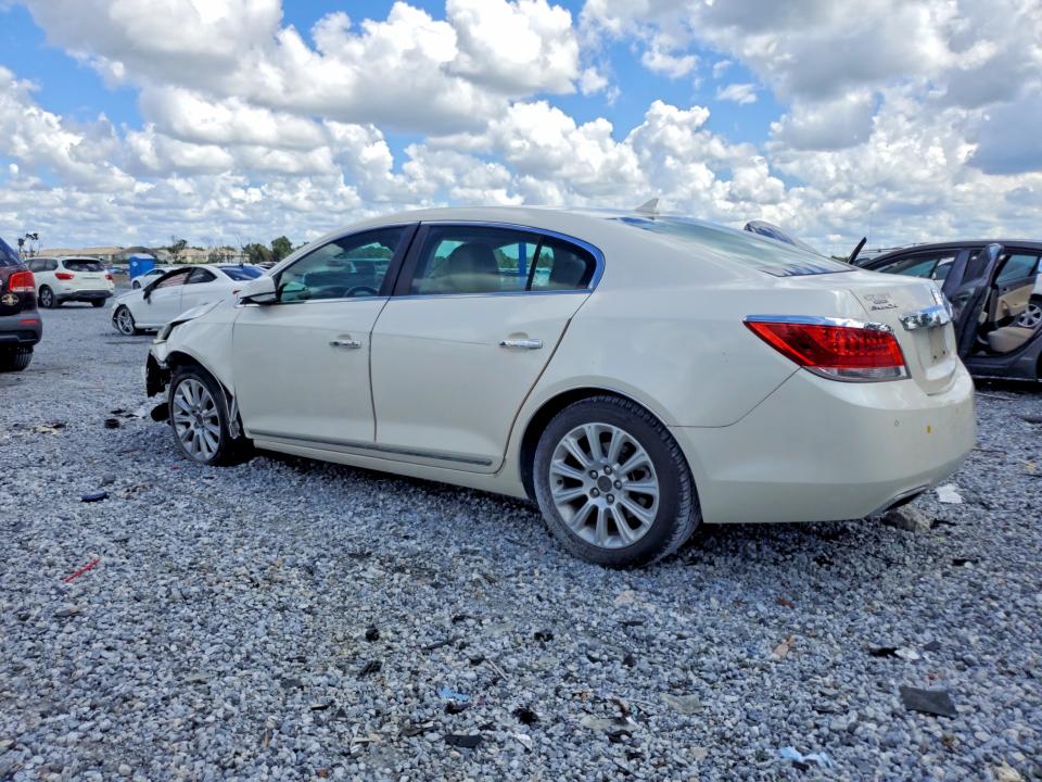Photo 2 from auction – 2013 BUICK LACROSSE with VIN 1G4GC5E32DF263983