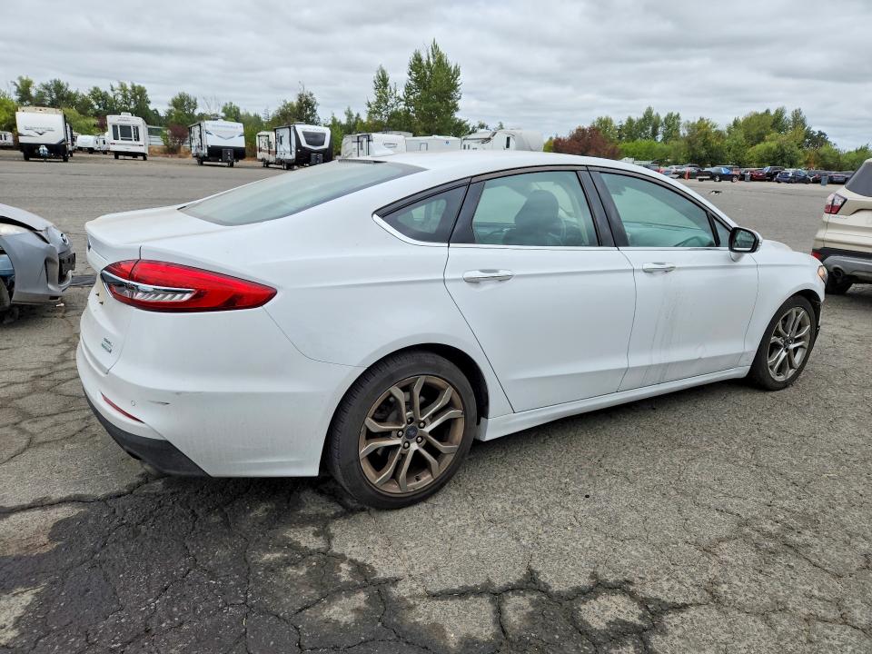 Photo 3 from auction – 2020 FORD FUSION with VIN 3FA6P0CD9LR205427
