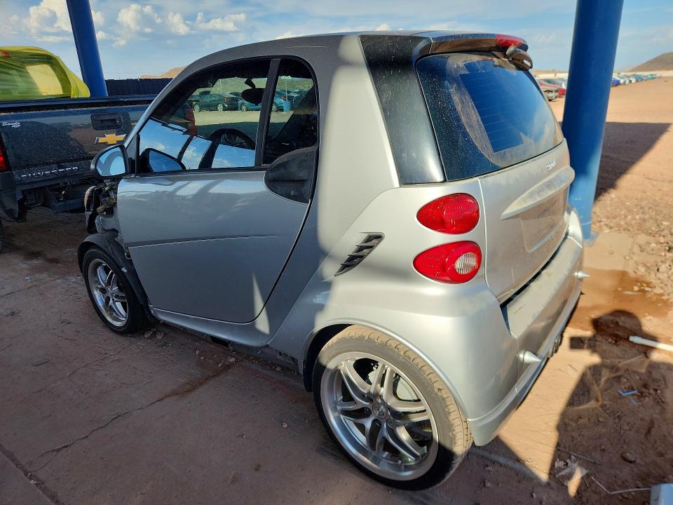 Photo 2 from auction – 2009 SMART FORTWO with VIN WMEEJ31X09K299735