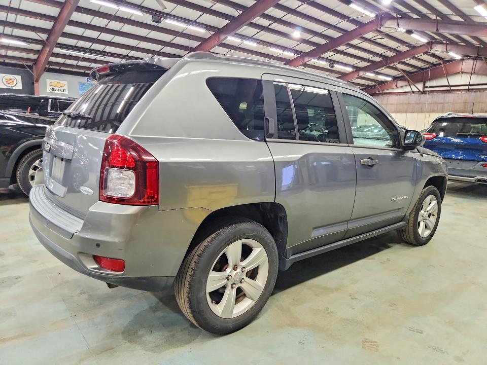 Photo 3 from auction – 2014 JEEP COMPASS with VIN 1C4NJDEB7ED632966