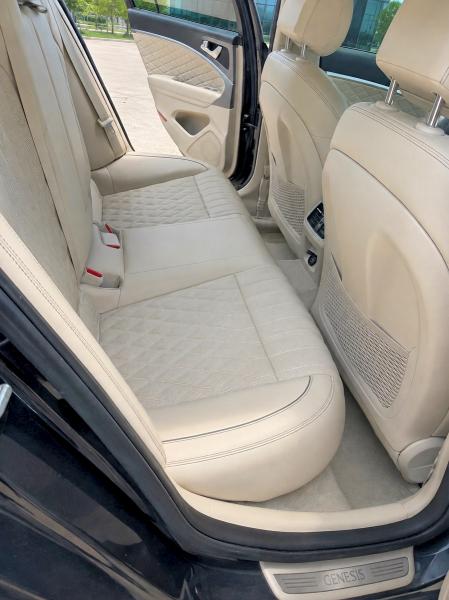 Photo 6 from auction – 2019 GENESIS G70 with VIN KMTG34LE8KU015136