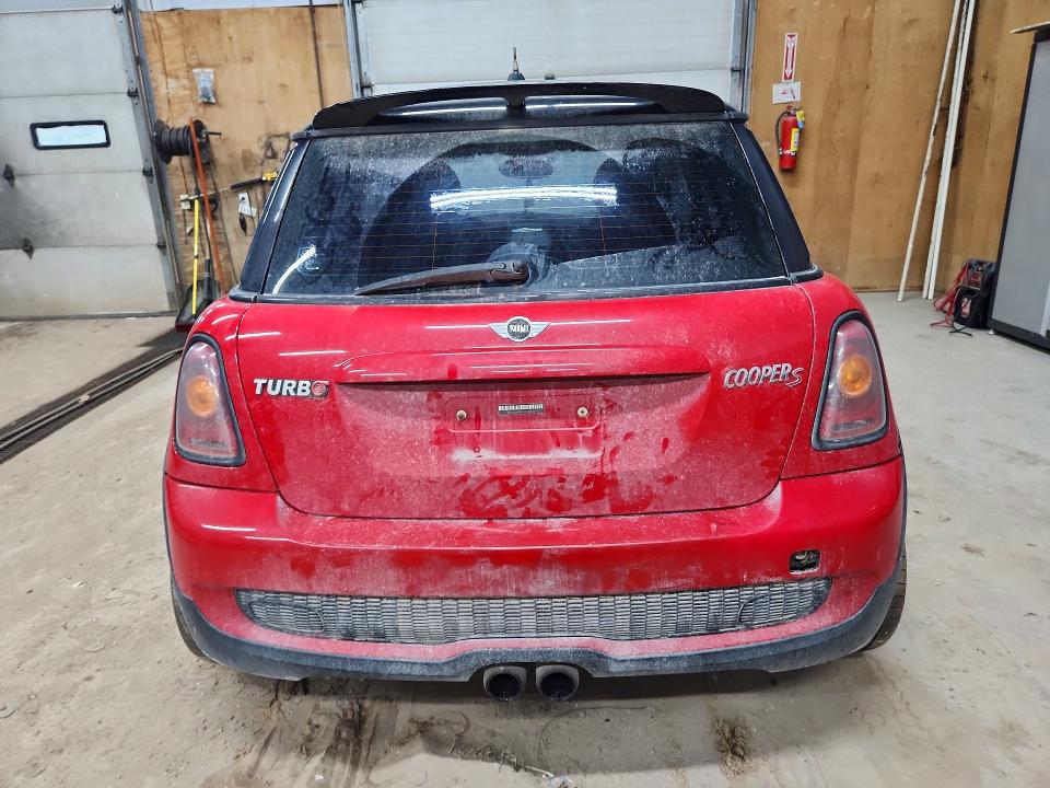 Photo 6 from auction – 2009 MINI COOPER with VIN WMWMF73539TV39740