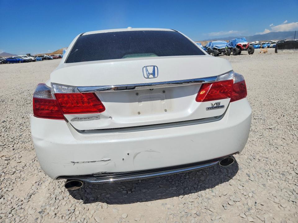 Photo 6 from auction – 2015 HONDA ACCORD with VIN 1HGCR3F91FA004086