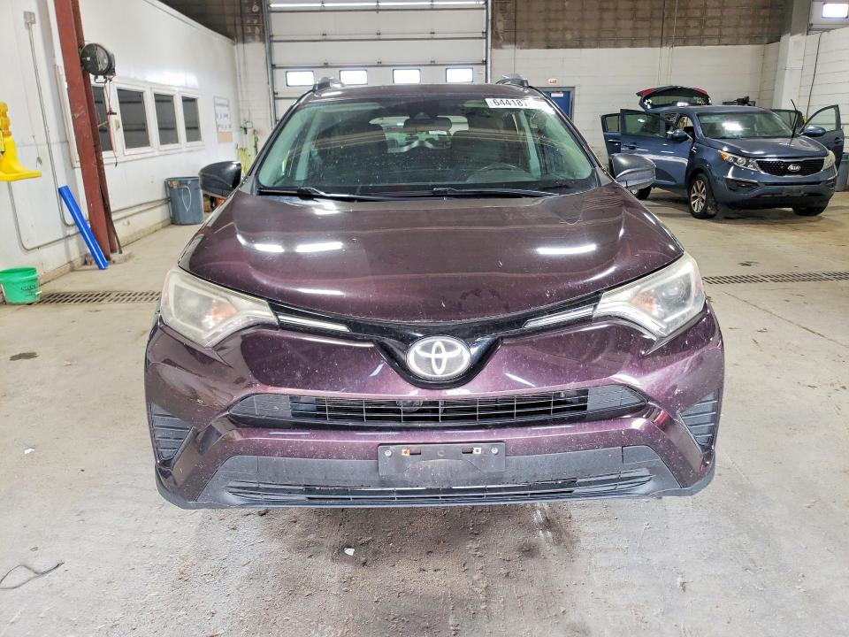 Photo 5 from auction – 2017 TOYOTA RAV4 with VIN 2T3BFREV0HW620404