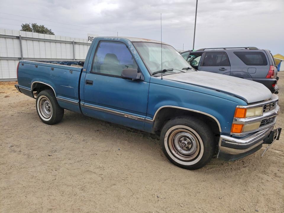 Photo 4 from auction – 1992 CHEVROLET GMT-400 with VIN 1GCDC14Z4NZ130860