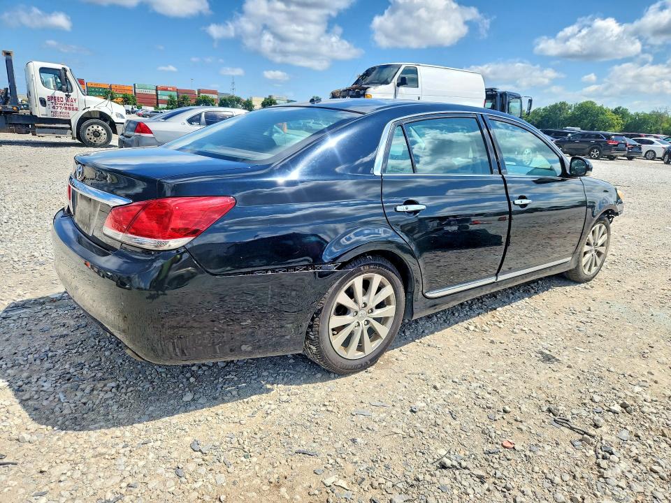 Photo 3 from auction – 2011 TOYOTA AVALON with VIN 4T1BK3DB0BU391237
