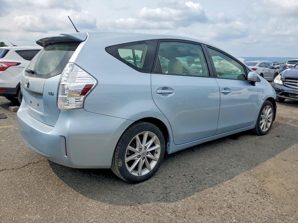 Photo 3 from auction – 2014 TOYOTA PRIUS V with VIN JTDZN3EU2E3316057