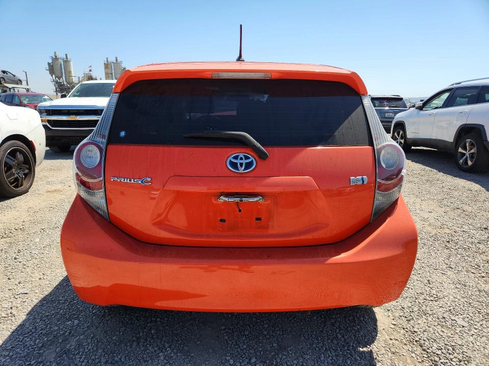 Photo 6 from auction – 2014 TOYOTA PRIUS C with VIN JTDKDTB3XE1061895