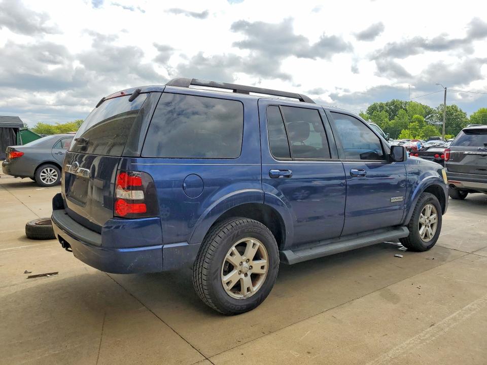Photo 3 from auction – 2008 FORD EXPLORER with VIN 1FMEU63E58UA97247