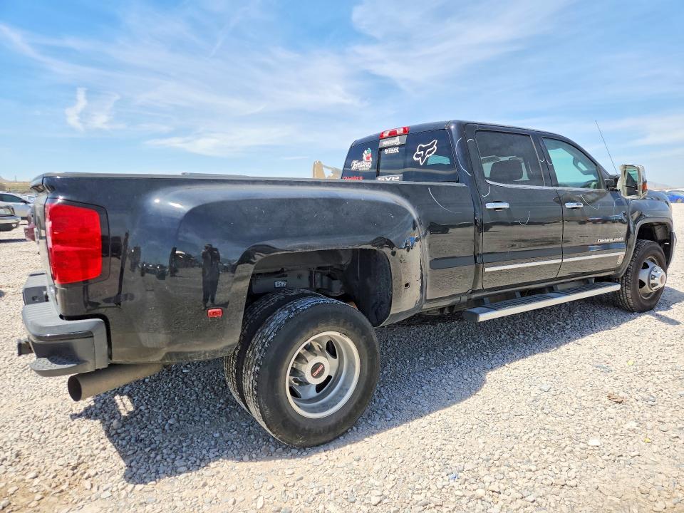 Photo 3 from auction – 2015 GMC SIERRA with VIN 1GT424E81FF667215