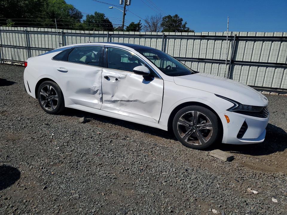 صورة رقم 4 من المزاد - 2021 KIA K5 مع VIN 5XXG34J25MG035005