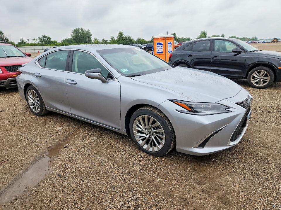 Фото 4 с аукциона – 2023 LEXUS ES 300H с VIN 58AFA1C19PU034592