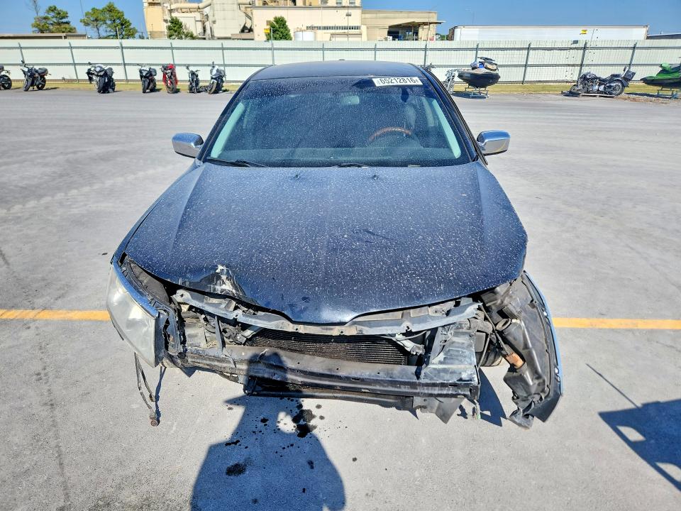 Снимка 5 от търг – 2011 LINCOLN MKZ с VIN 3LNHL2GC1BR757834