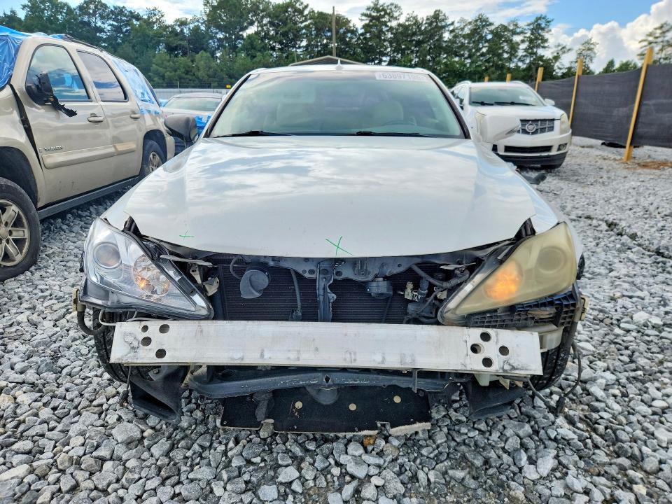 Photo 5 from auction – 2010 LEXUS IS with VIN JTHFE2C22A2501724