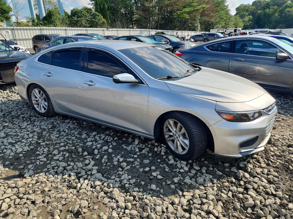 Photo 4 from auction – 2017 CHEVROLET MALIBU with VIN 1G1ZE5ST6HF242628