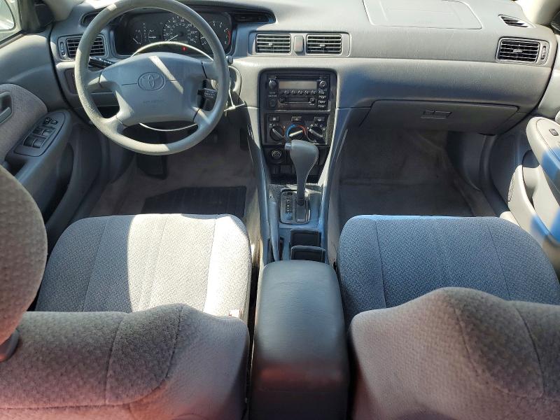 Photo 8 from auction – 2001 TOYOTA CAMRY with VIN JT2BG22KX10546281