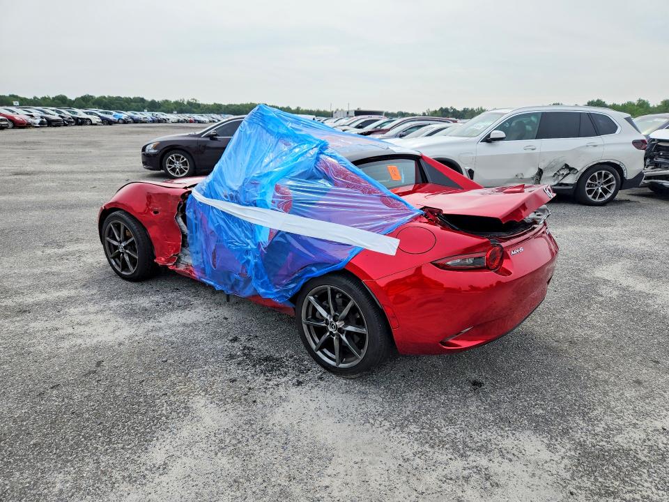 Photo 2 from auction – 2017 MAZDA MX-5 MIATA with VIN JM1NDAM70H0106757