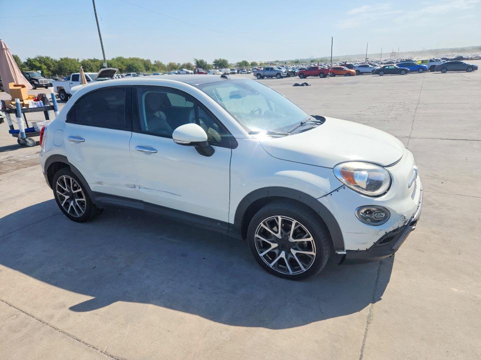 Photo 4 from auction – 2016 FIAT 500X with VIN ZFBCFXET0GP408462