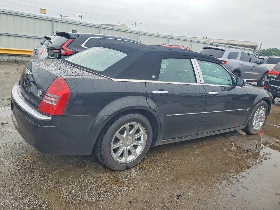 Photo 3 from auction – 2005 CHRYSLER 300C with VIN 2C3JA63H25H176383