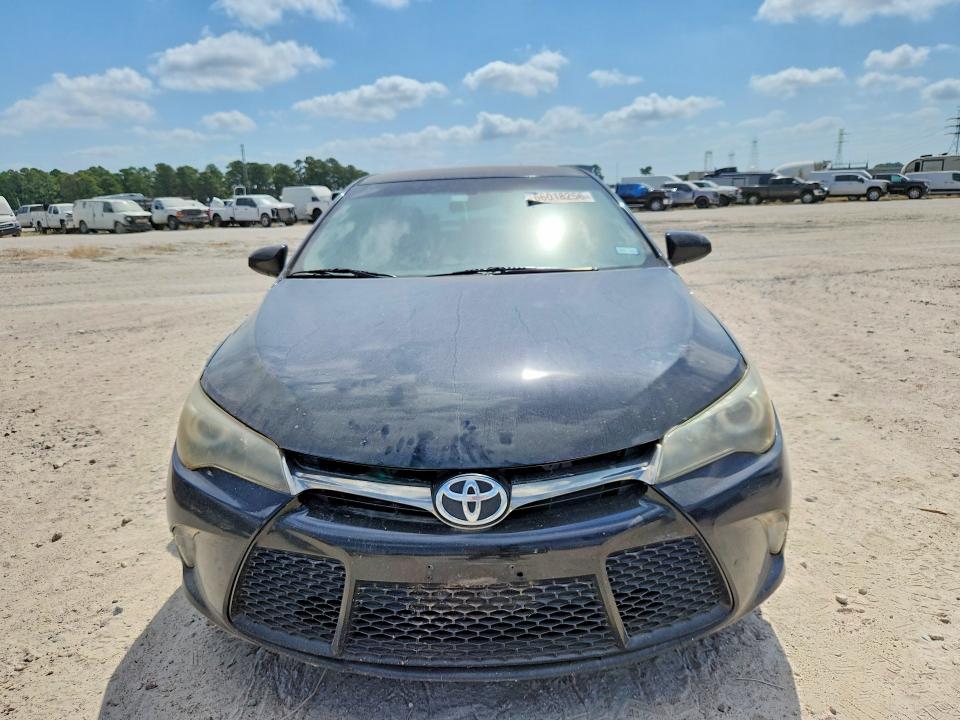 Photo 5 from auction – 2017 TOYOTA CAMRY with VIN 4T1BF1FK9HU627947