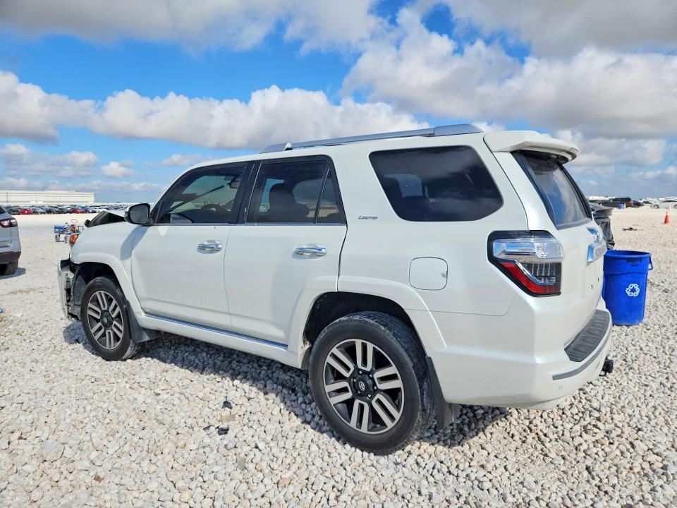 Photo 2 from auction – 2014 TOYOTA 4RUNNER 4D 4X2 with VIN JTEBU5JR4E5161772