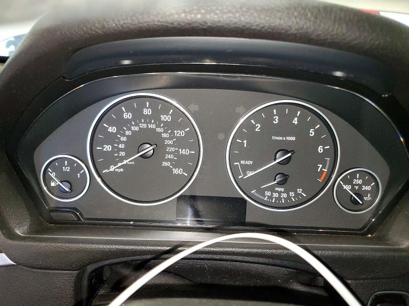 Photo 9 from auction – 2015 BMW 328 with VIN WBA3B3C51FJ984162