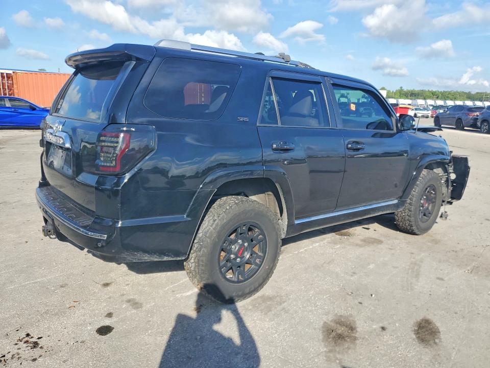 Photo 3 from auction – 2011 TOYOTA 4RUNNER with VIN JTEBU5JR0B5047036