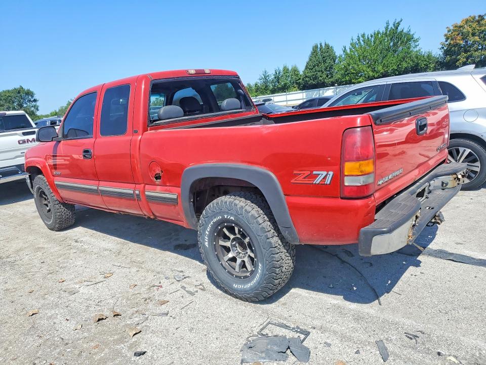 Photo 2 from auction – 2000 CHEVROLET SILVERADO with VIN 2GCEK19T7Y1292233