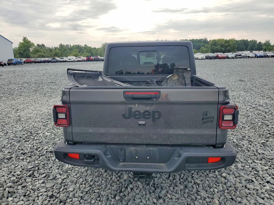 Photo 6 from auction – 2024 JEEP GLADIATOR with VIN 1C6HJTAG0RL100762