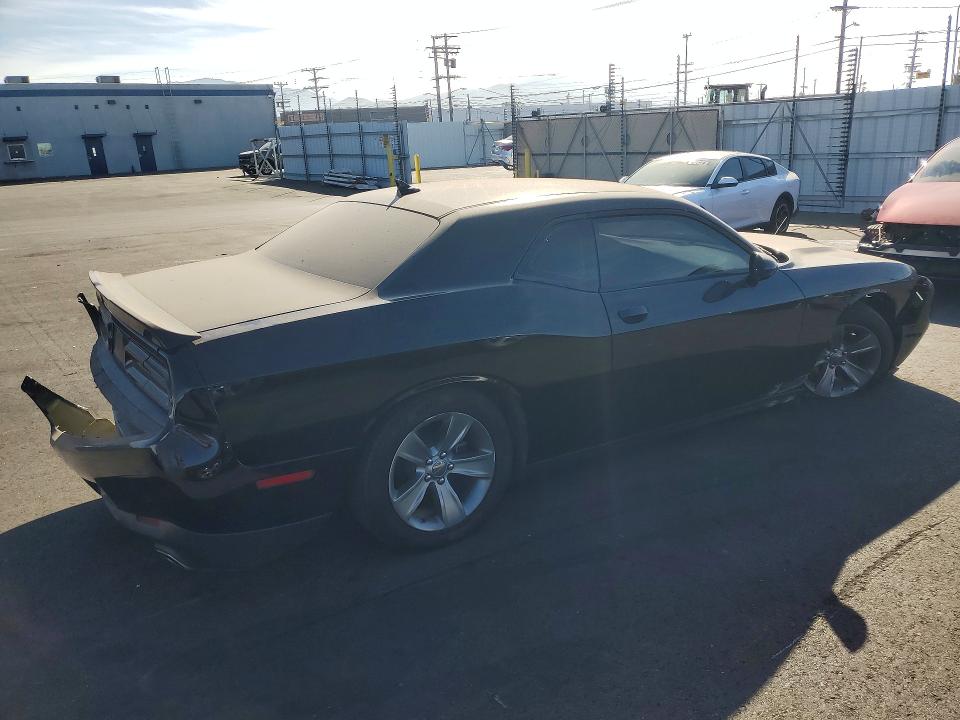 Photo 3 from auction – 2019 DODGE CHALLENGER with VIN 2C3CDZAGXKH752096