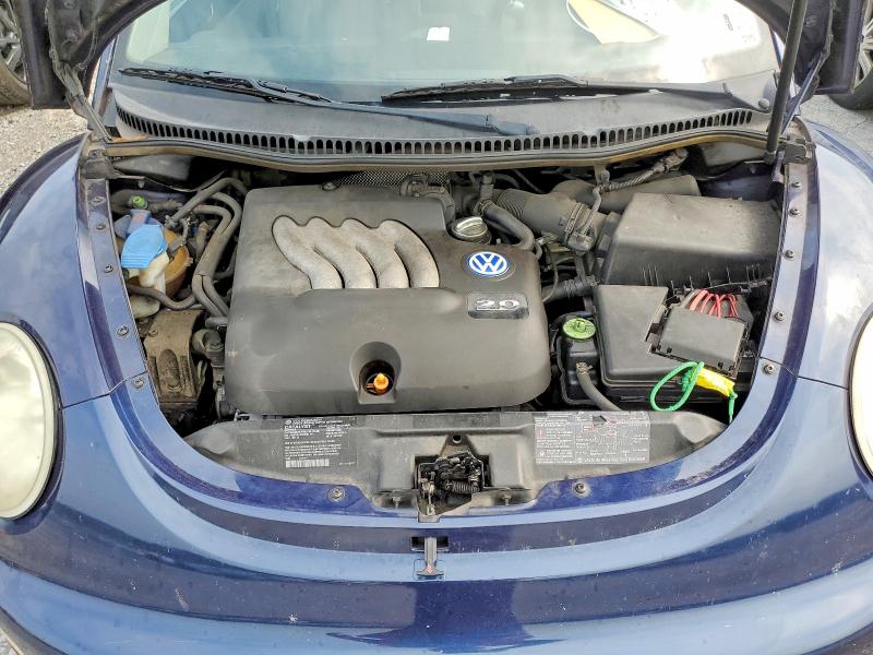 Photo 11 from auction – 2001 VOLKSWAGEN NEW BEETLE with VIN 3VWCT21C21M413302