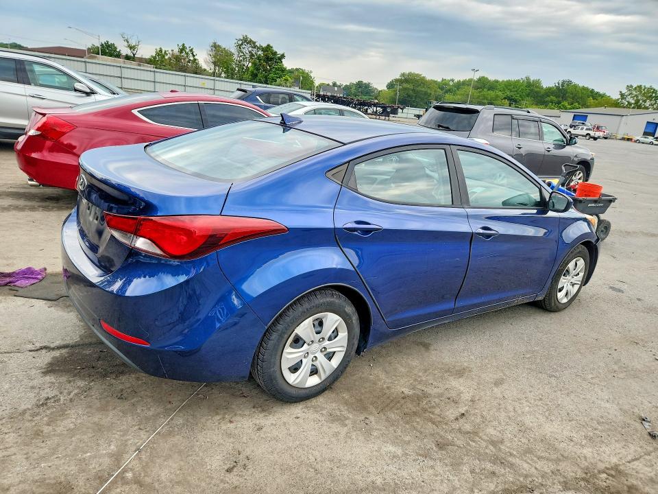 Photo 3 from auction – 2016 HYUNDAI ELANTRA with VIN 5NPDH4AE4GH726937