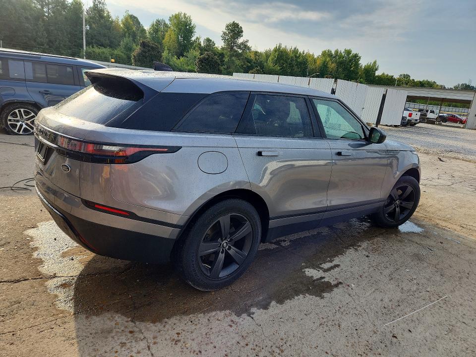 Photo 3 from auction – 2020 LAND ROVER RANGE ROVER VELAR with VIN SALYB2EX1LA242236