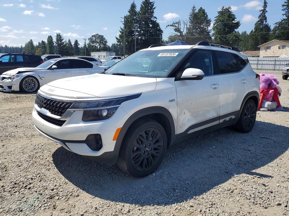 KIA SELTOS 2023 with VIN KNDEUCA21P7399546 - Photo from auction