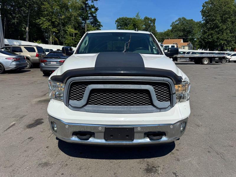 Photo 5 from auction – 2017 RAM 1500 with VIN 3C6RR7LT9HG608450