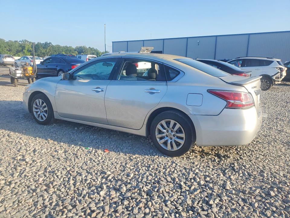 Photo 2 from auction – 2015 NISSAN ALTIMA with VIN 1N4AL3AP8FC122885