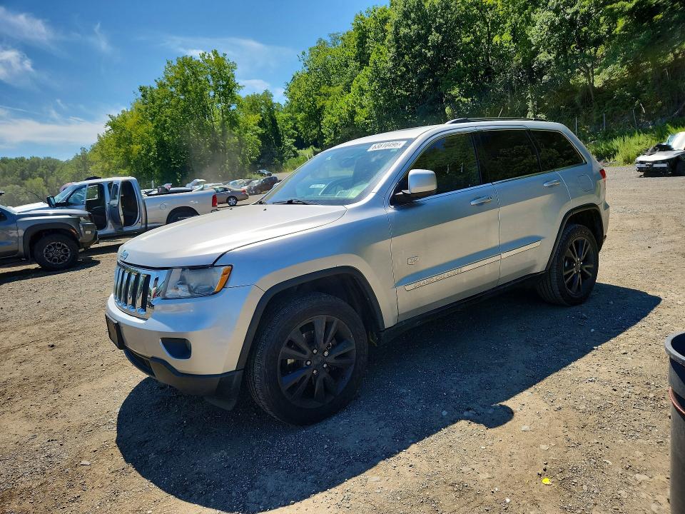 JEEP GRAND CHEROKEE 2011 with VIN 1J4RR4GG8BC684203 - Photo from auction