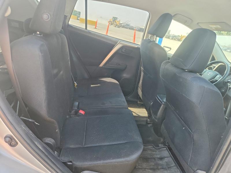 Photo 11 from auction – 2014 TOYOTA RAV4 with VIN JTMBFREV5EJ009083