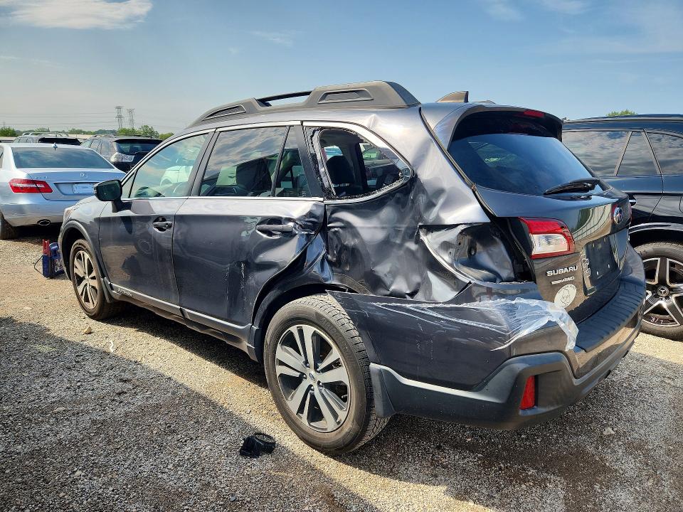 Photo 2 from auction – 2018 SUBARU OUTBACK with VIN 4S4BSAKCXJ3200542