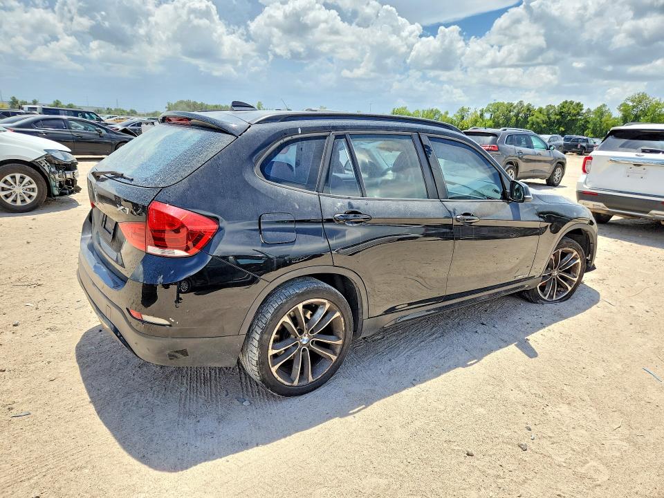 Zdjęcie 3 z aukcji – 2013 BMW X1 z VIN WBAVM1C56DVW43983