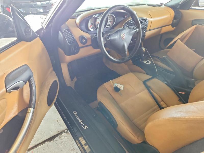 Photo 8 from auction – 2001 PORSCHE BOXSTER with VIN WP0CB29851U665014