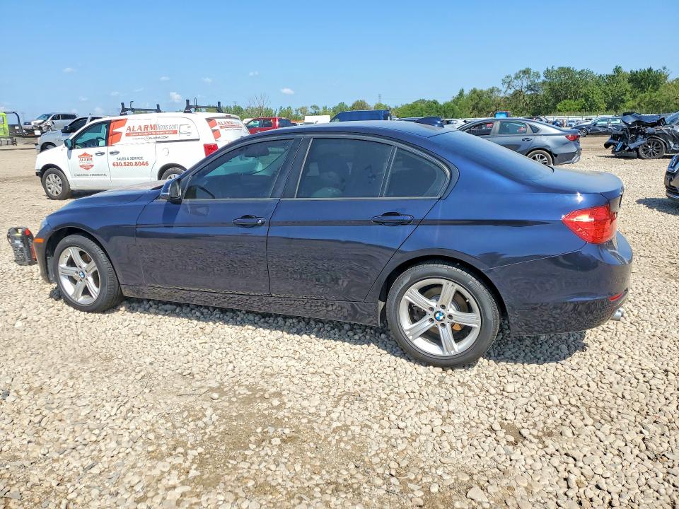 Photo 2 from auction – 2015 BMW 328 with VIN WBA3B3G57FNR87067