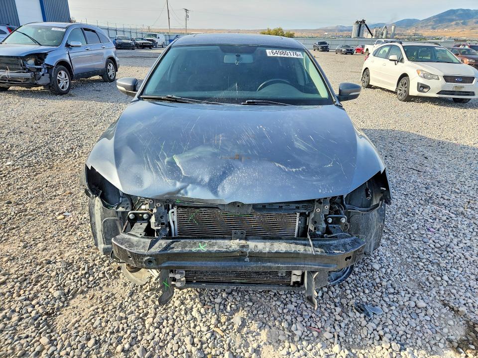Photo 5 from auction – 2017 VOLKSWAGEN JETTA with VIN 3VWDB7AJ8HM270708