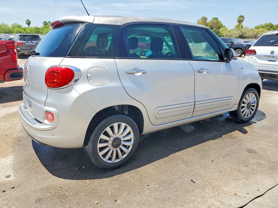 Photo 3 from auction – 2015 FIAT 500L with VIN ZFBCFABH8FZ031248