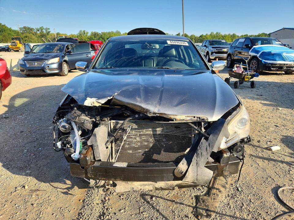 Photo 5 from auction – 2012 CHRYSLER 200 with VIN 1C3CCBCG2CN258136