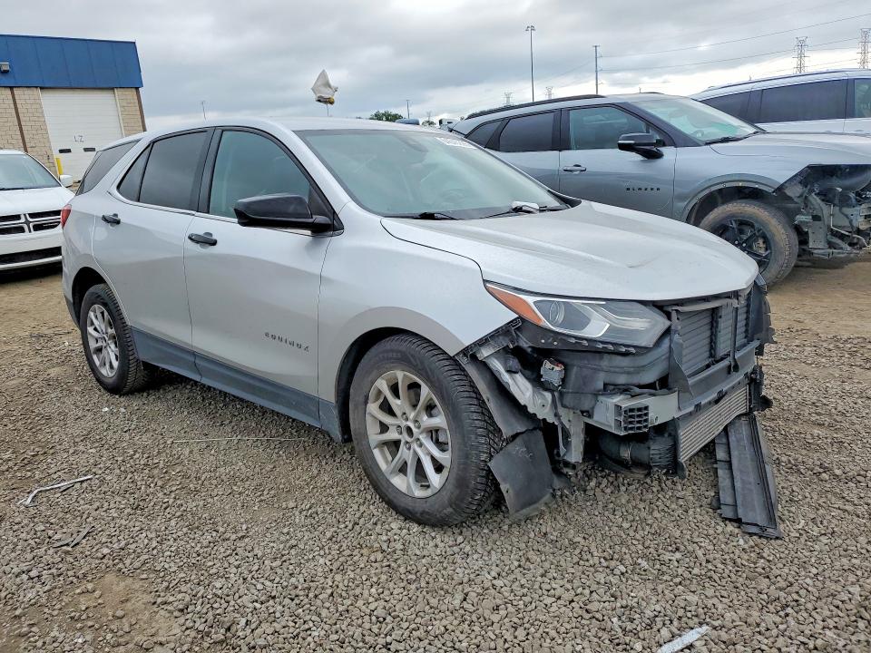 Photo 4 from auction – 2020 CHEVROLET EQUINOX with VIN 3GNAXTEV6LS604873