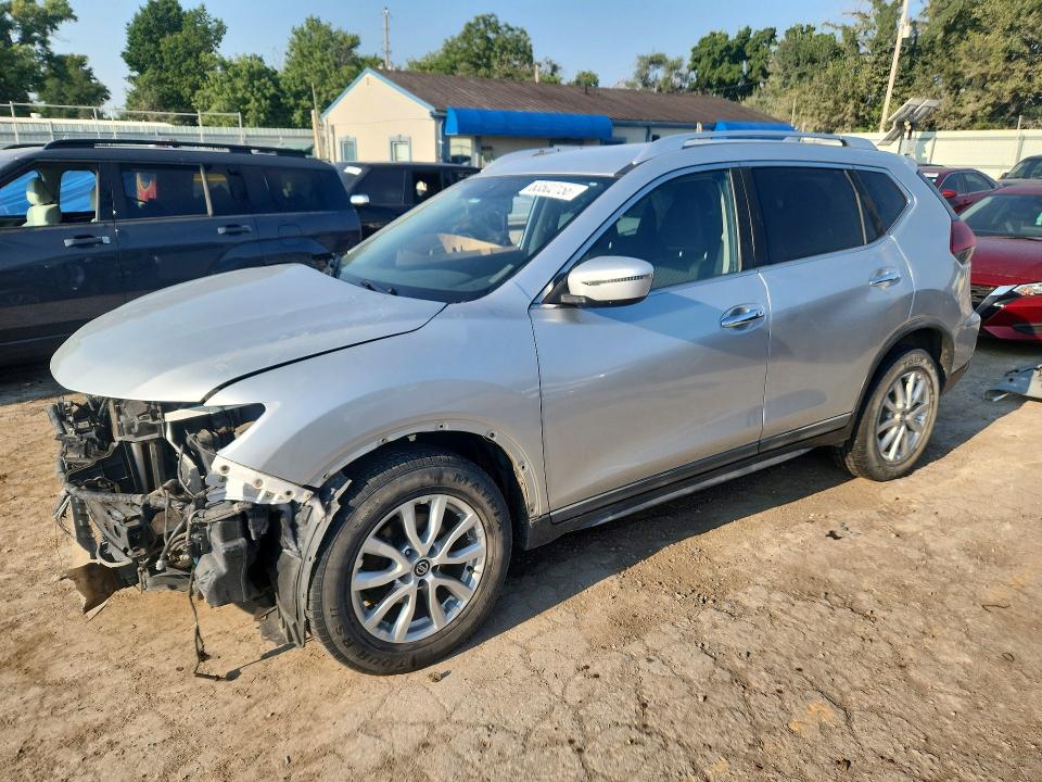 NISSAN ROGUE 2018 with VIN KNMAT2MT3JP593440 - Photo from auction