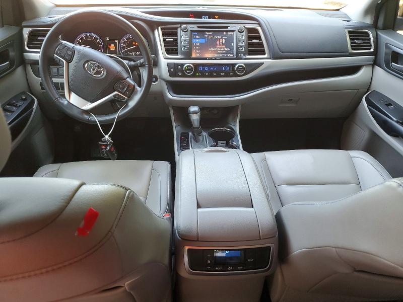 Photo 8 from auction – 2019 TOYOTA HIGHLANDER with VIN 5TDKZRFH4KS566792